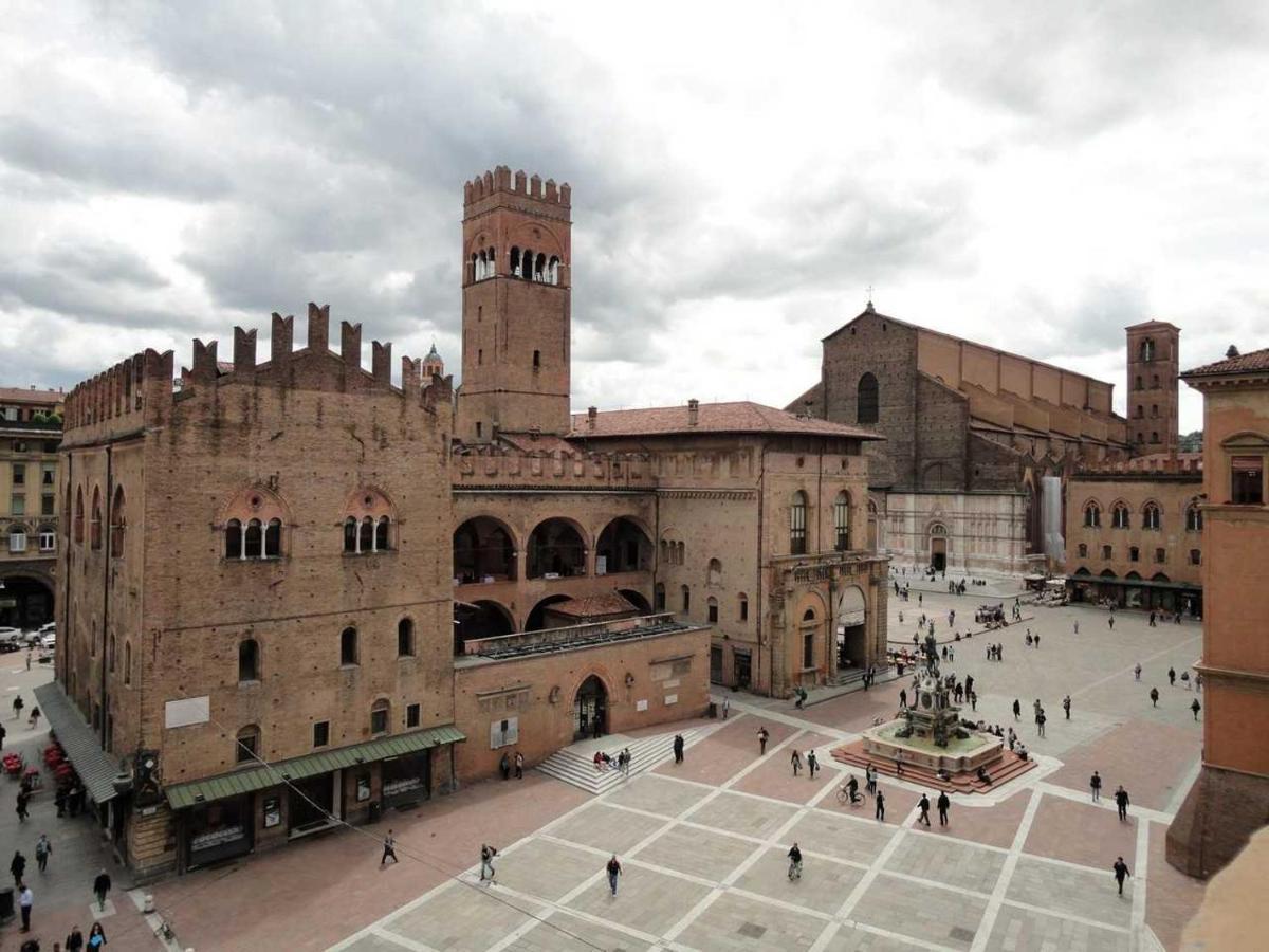 Casa Daura - Your Comfortable Apartment In Bologna - Parking מראה חיצוני תמונה